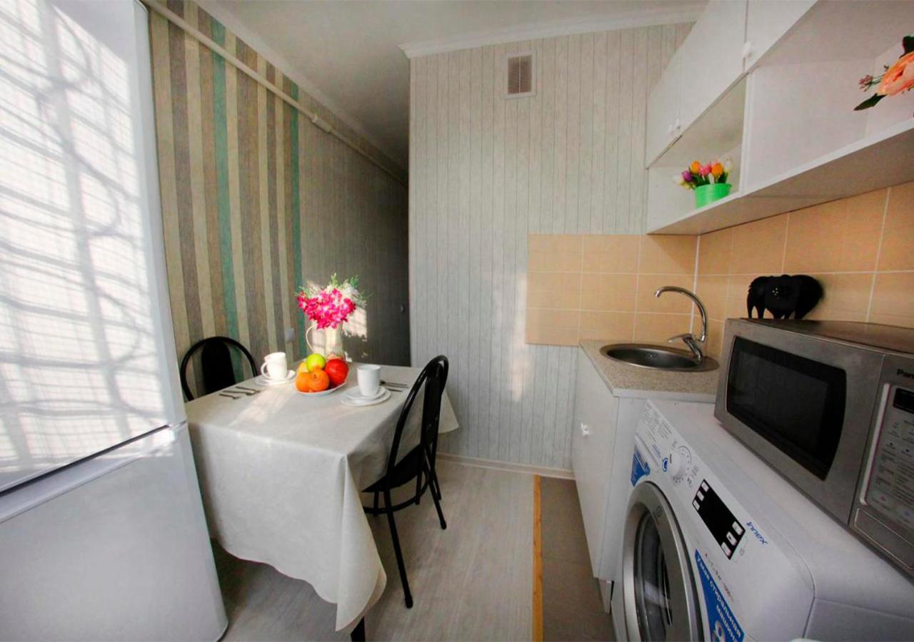 Razmestim На Сайна Шаляпина Almaty Ngoại thất bức ảnh